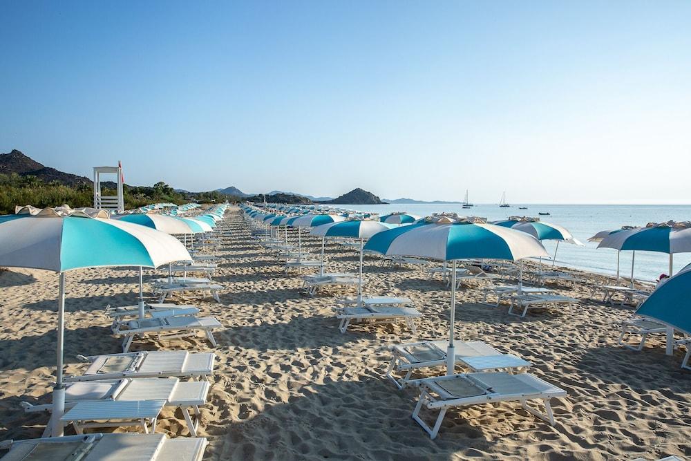 Limone Beach Resort Castiadas Exteriör bild